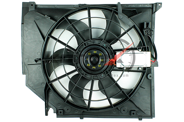 Вентилятор радиатора BMW 3 E46 98- (с кожухом)